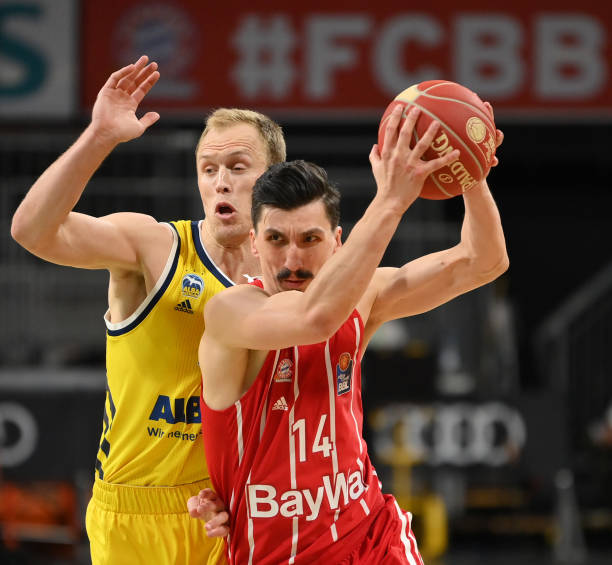 必须根据对 必须根据对