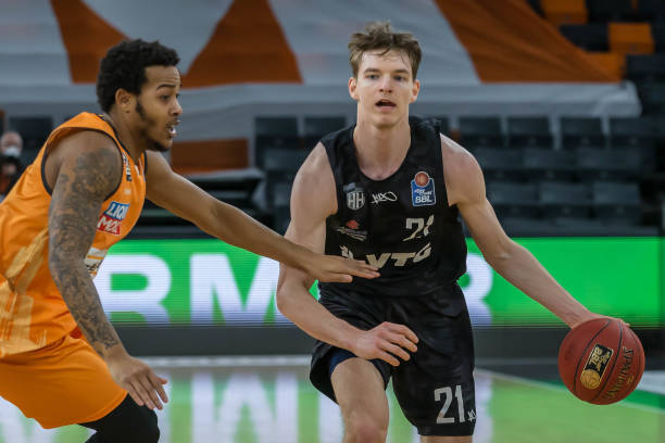 次激烈身体 次激烈身体