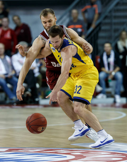 次出现比分 次出现比分